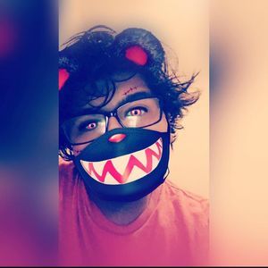 Meet your Posher, Moises